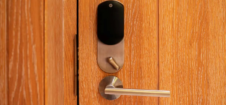 Automatic Locking Door Knob Bowmanville