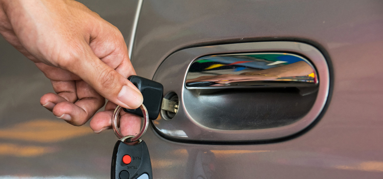 Car door lock repair in Bowmanville
